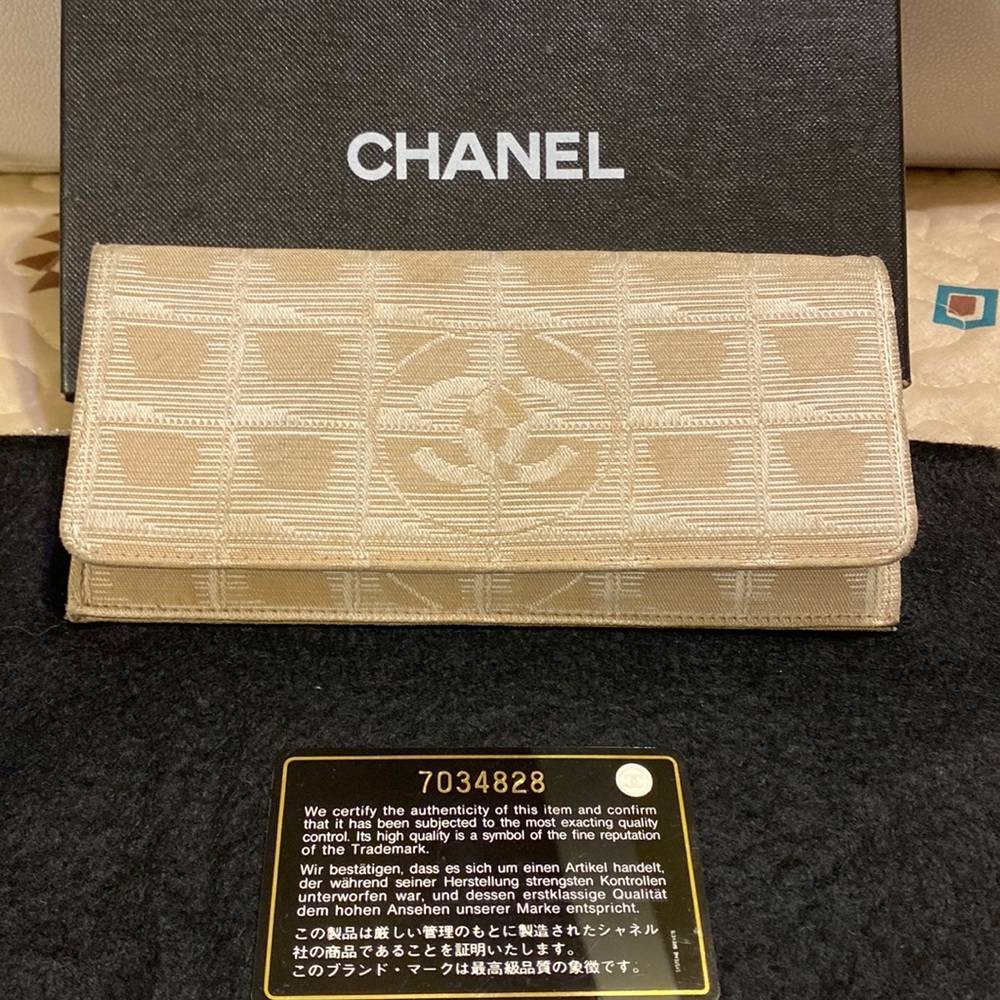 Authentic Chanel Wallet
